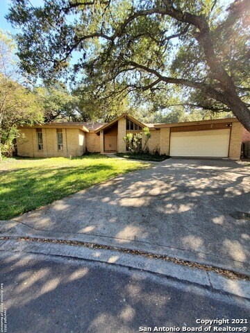 Building Photo - 11110 Whisper Hollow