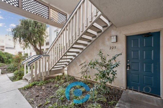 Foto del edificio - 2236 River Run Dr