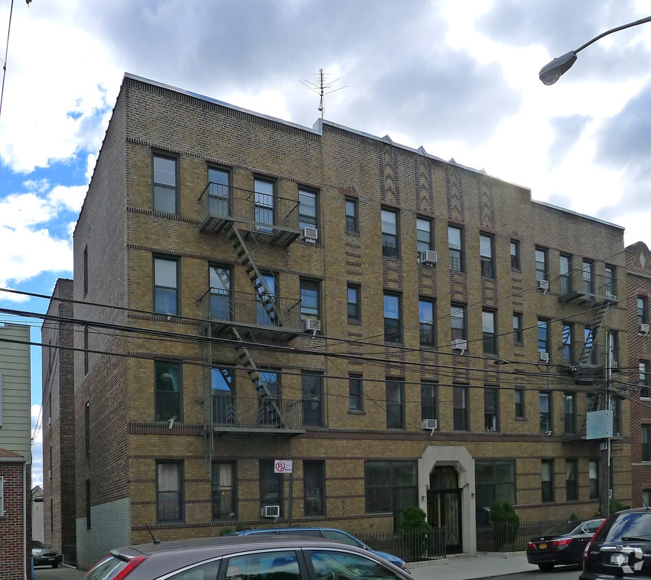 Primary Photo - 4147 56th St