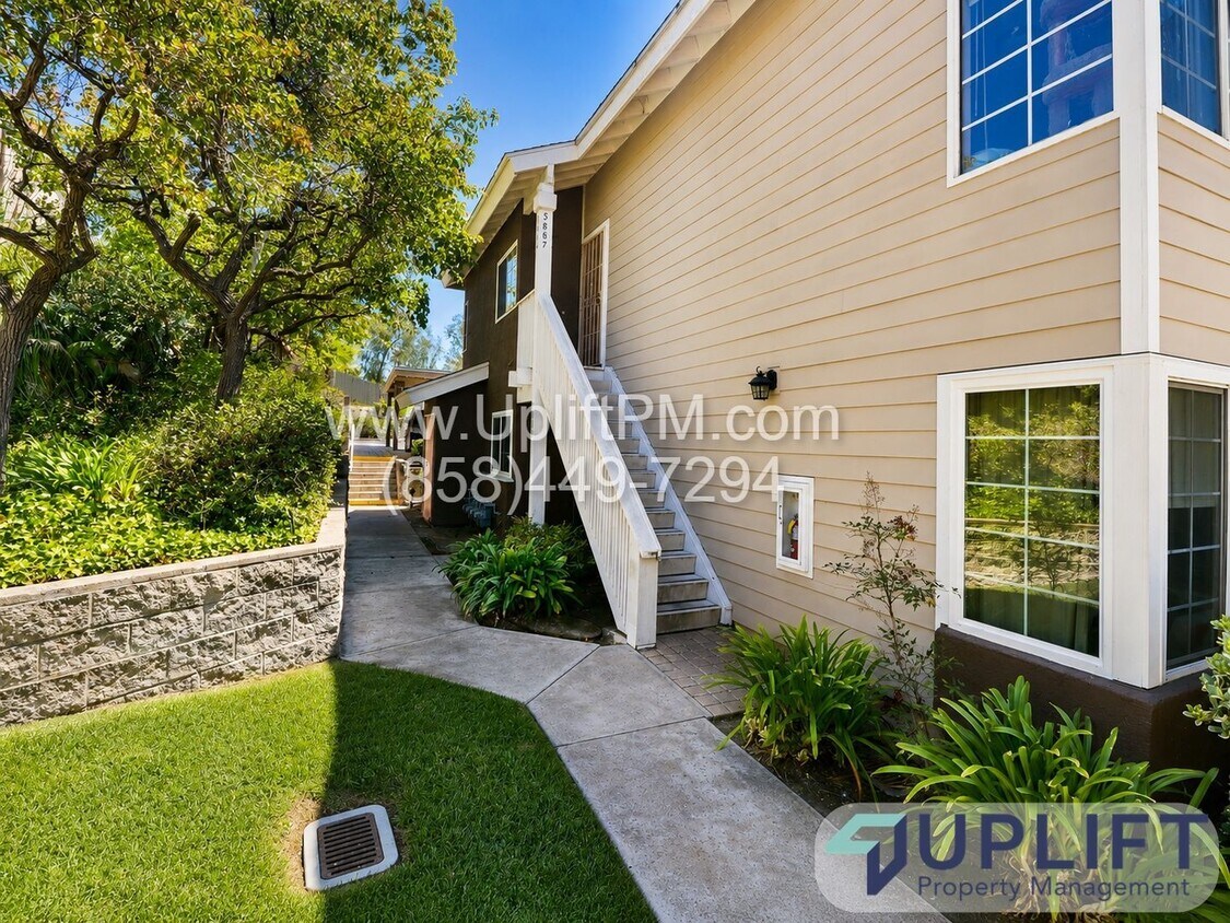 Foto del edificio - 5883 Mt Alifan Dr
