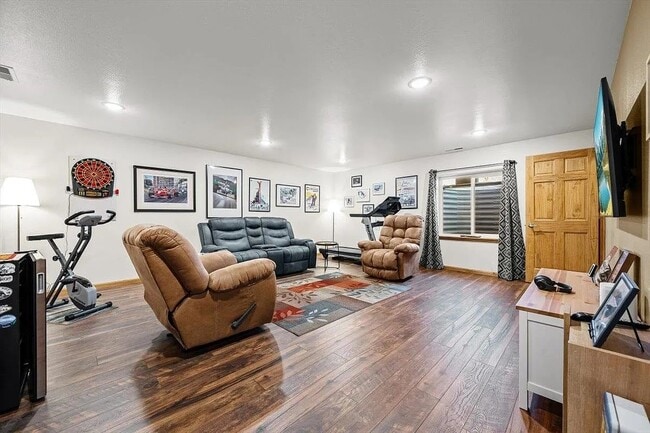 Building Photo - 680 South St