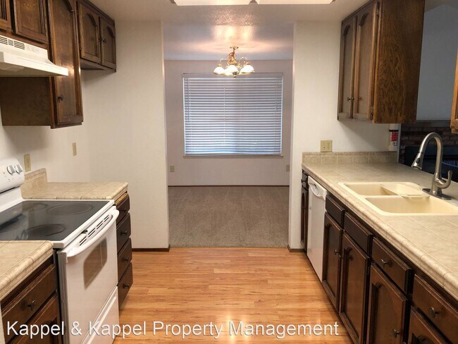 Building Photo - 3 br, 2 bath House - 1532 Woodcreek Drive