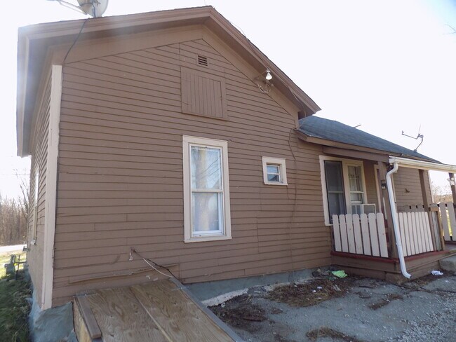 Building Photo - 7604 S Grant Hwy