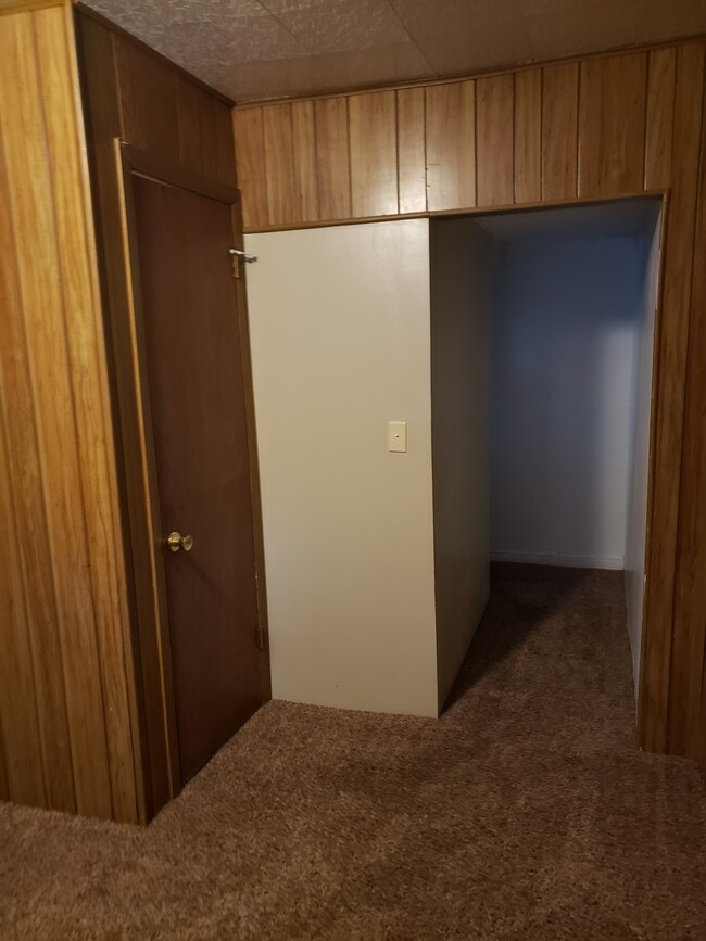 Foto del edificio - 146 W 200 S