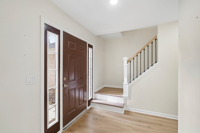 Foto del edificio - 2301 Marys Creek Ct