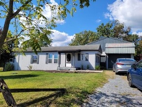 Building Photo - 11791 Weaver Rd
