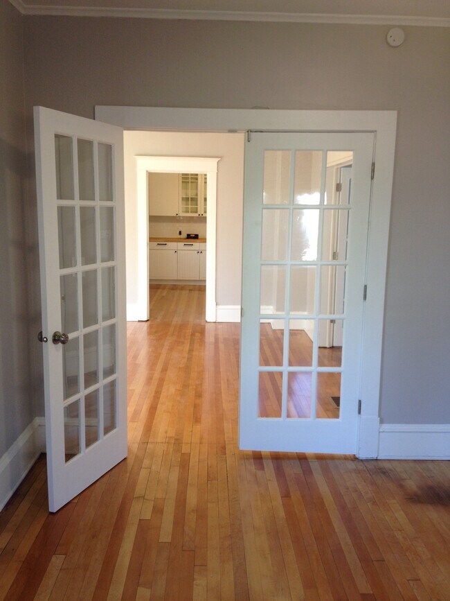 Foto del edificio - 1528 4th St. NE