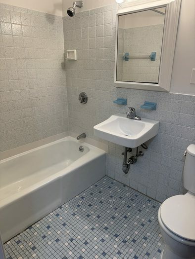 Foto del edificio - 71 Montvale Ave