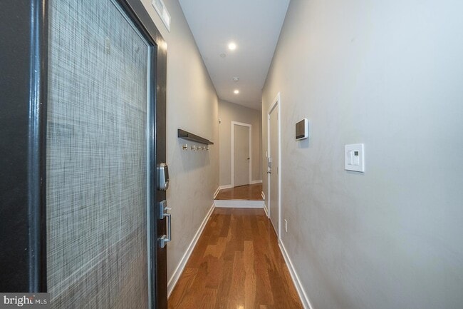 Foto del edificio - 1326 N Mascher St