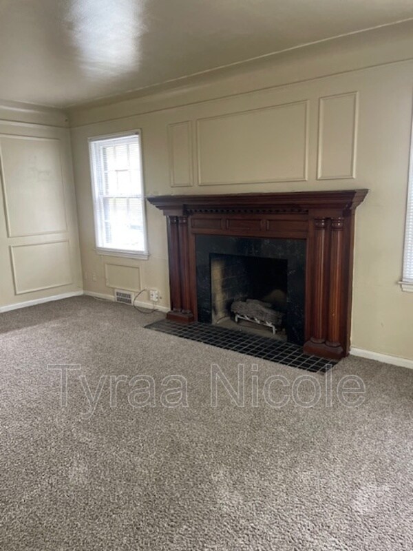 Building Photo - 15124 Greenview Rd