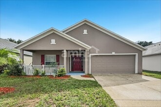 Building Photo - 1066 Bluegrass Dr