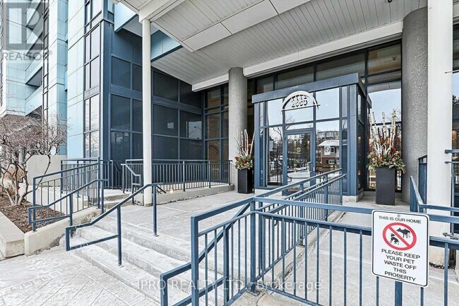 Photo du bâtiment - 508-2885-2885 Bayview Ave