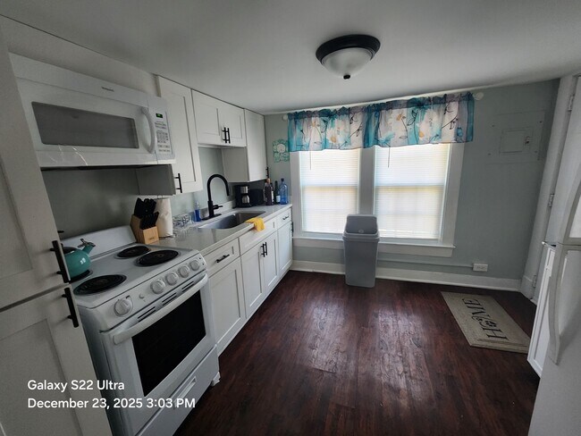 Cocina - 200 N Fourth St