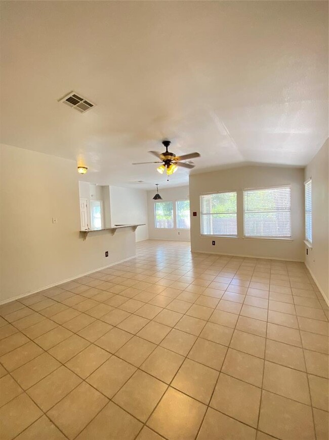 Building Photo - 616 Paso Fino Trail