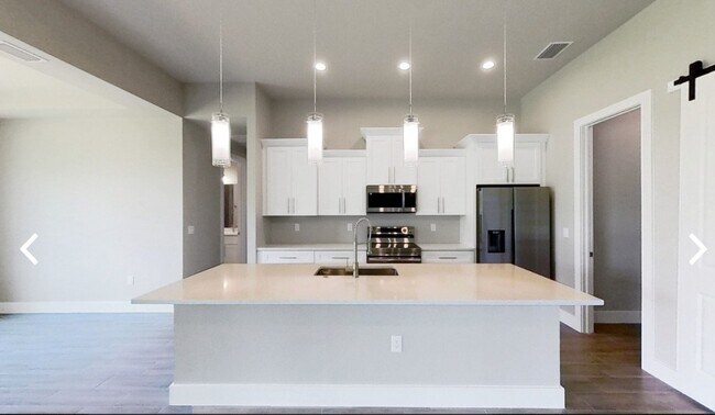 Foto del edificio - 3605 39th St SW