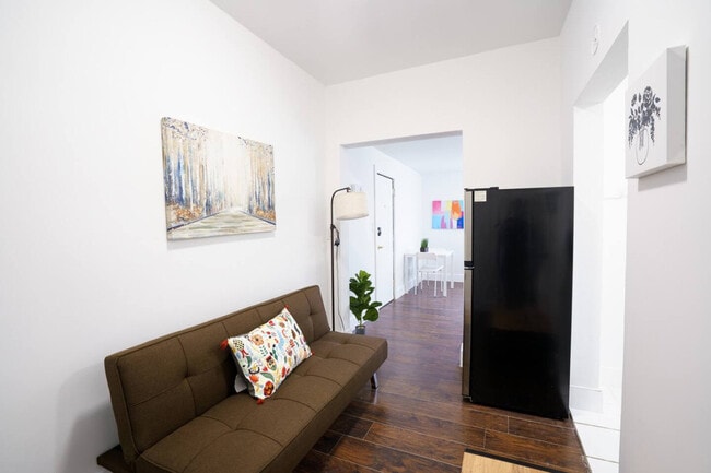 Building Photo - 444 Ponce de Leon Blvd