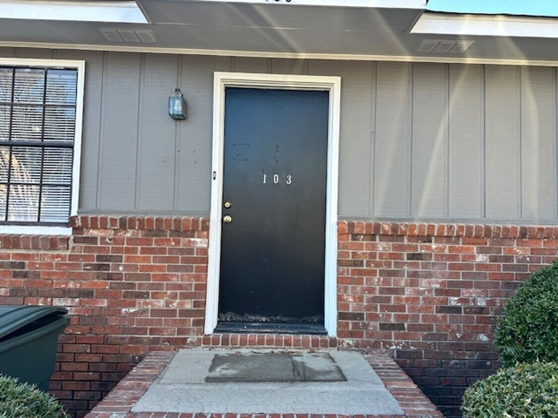 Rosewood Neighborhhood - Rosewood  Neighborhhood