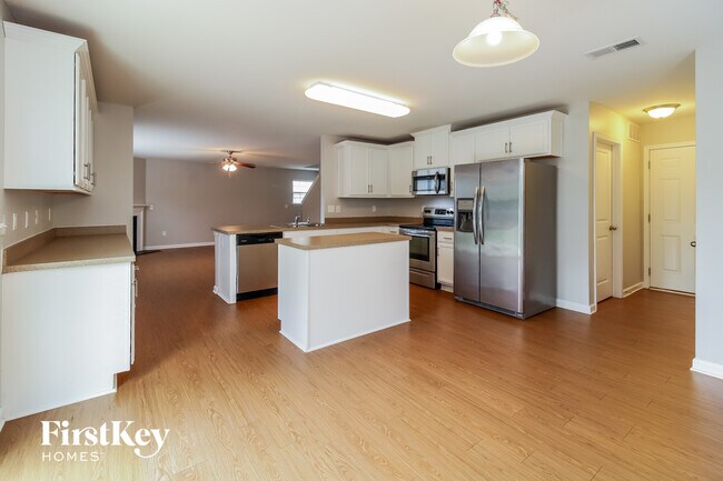 Building Photo - 1754 Waverley Oak Drive