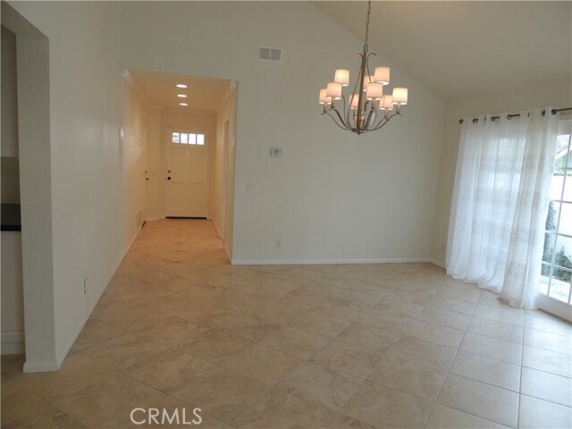 Foto del edificio - 2156 Via Teca