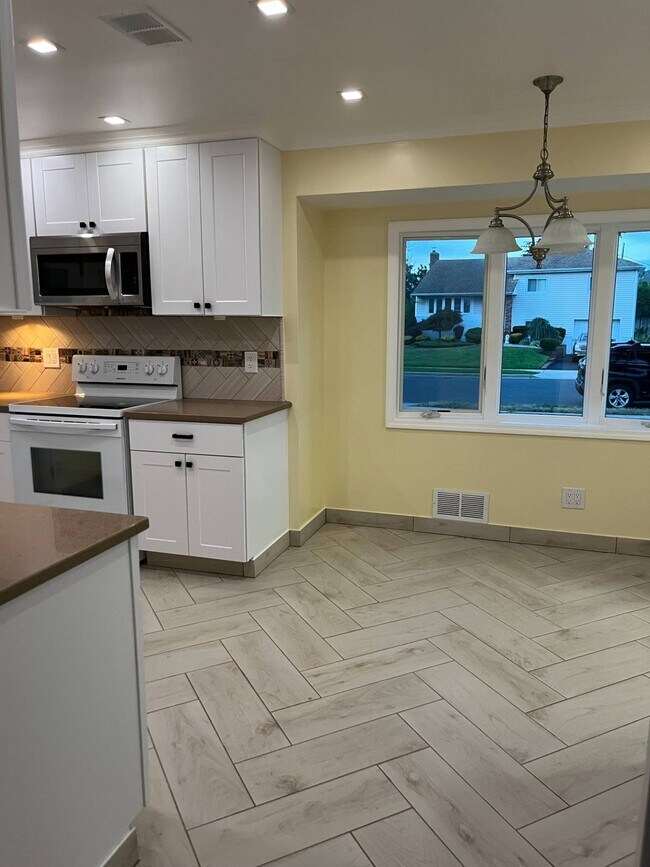 70 Cornell Ln, Hicksville, NY 11801 House Rental in Hicksville, NY