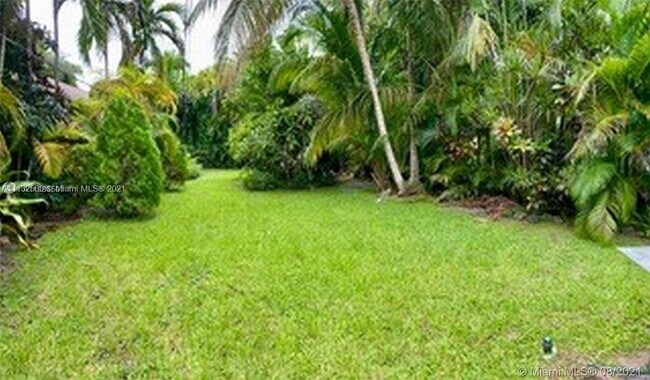 Foto del edificio - 3528 SW 26th St