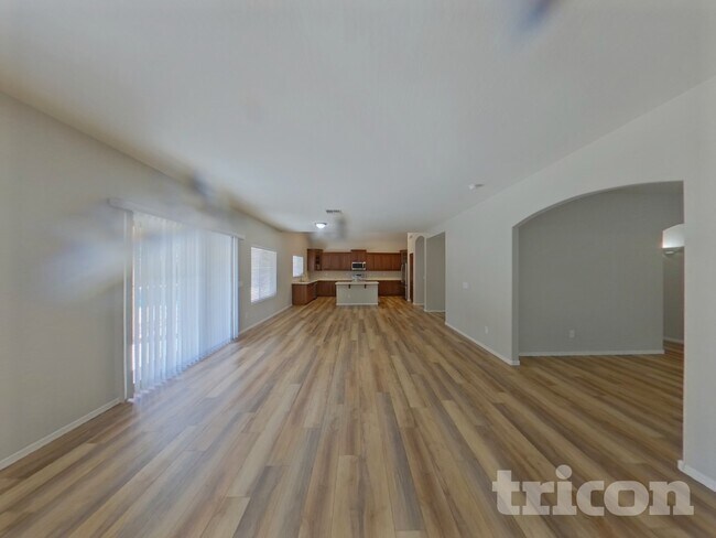 Foto del edificio - 42783 W Magnolia Rd