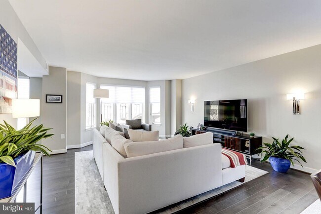 Foto del edificio - 1045 31st St NW