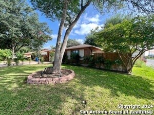 Foto del edificio - 103 Apache Cir