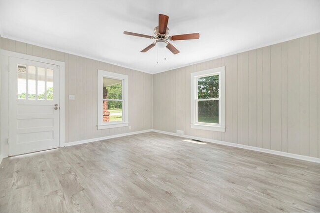 Building Photo - 6045 NC-152