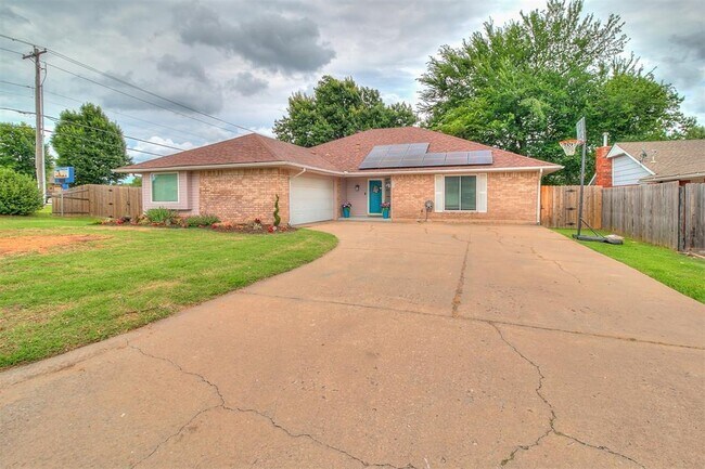 Foto del edificio - 100 3 Oaks Dr