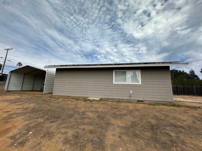 Foto del edificio - 1129 Via Estrellada