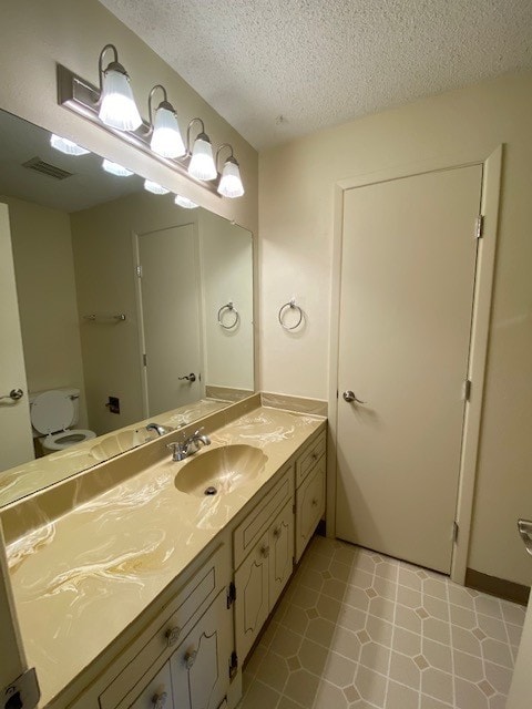 Building Photo - Spacious 2 Bed 1.5 Bath Available Now!