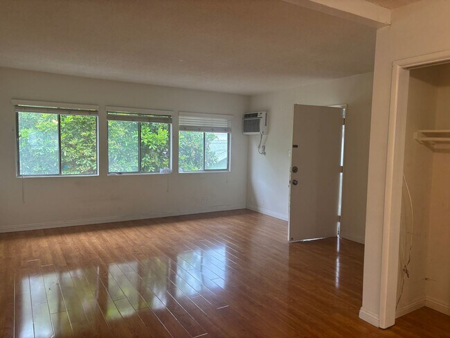 Foto del edificio - 1147 San Rafael Ave