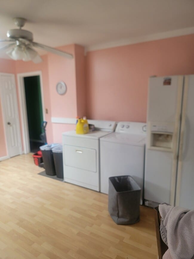 Foto del edificio - 103 Wintergreen Ln