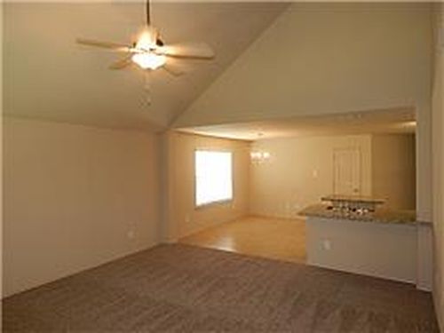 Building Photo - 21622 Hansom Dr