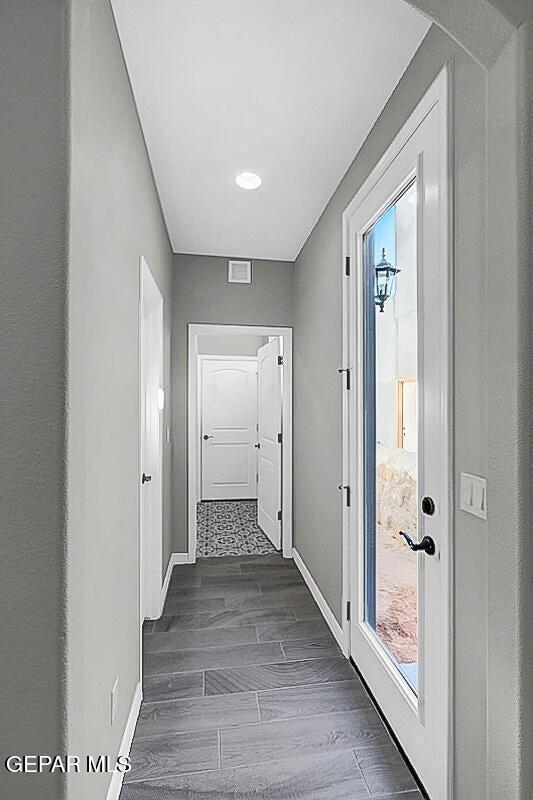 Foto del edificio - 14717 Pebble Hills Blvd