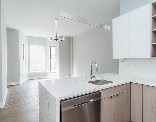 Building Photo - 1421 N Dearborn St