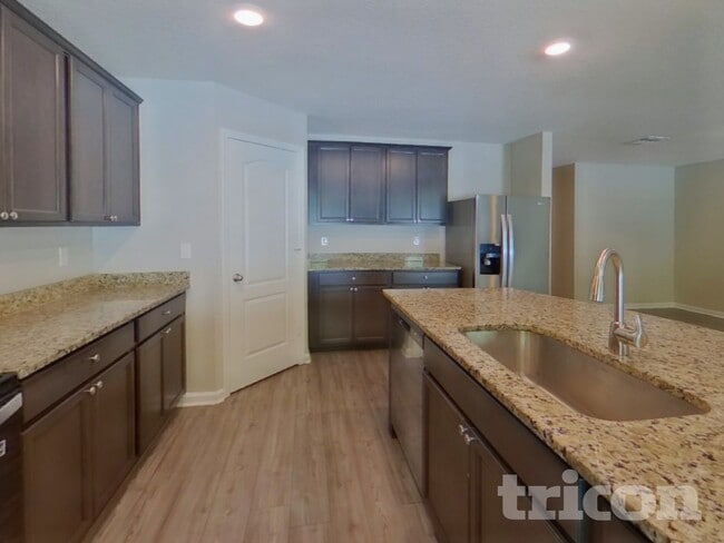 Foto del edificio - 77342 Lumber Creek Blvd