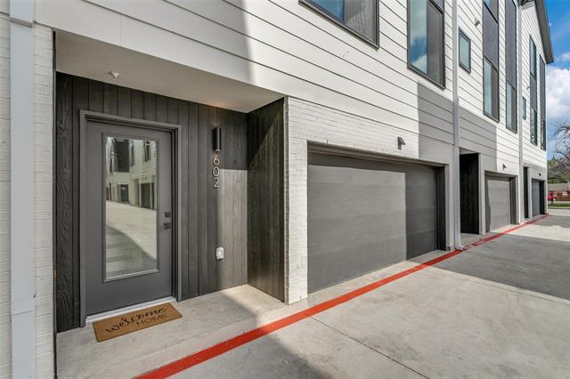Foto del edificio - 5609 Live Oak St