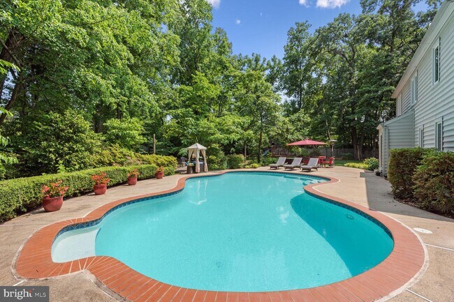 Foto del edificio - 11930 Holly Branch Ct