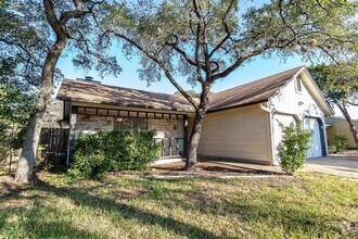 Building Photo - 405 Mountain Laurel Dr