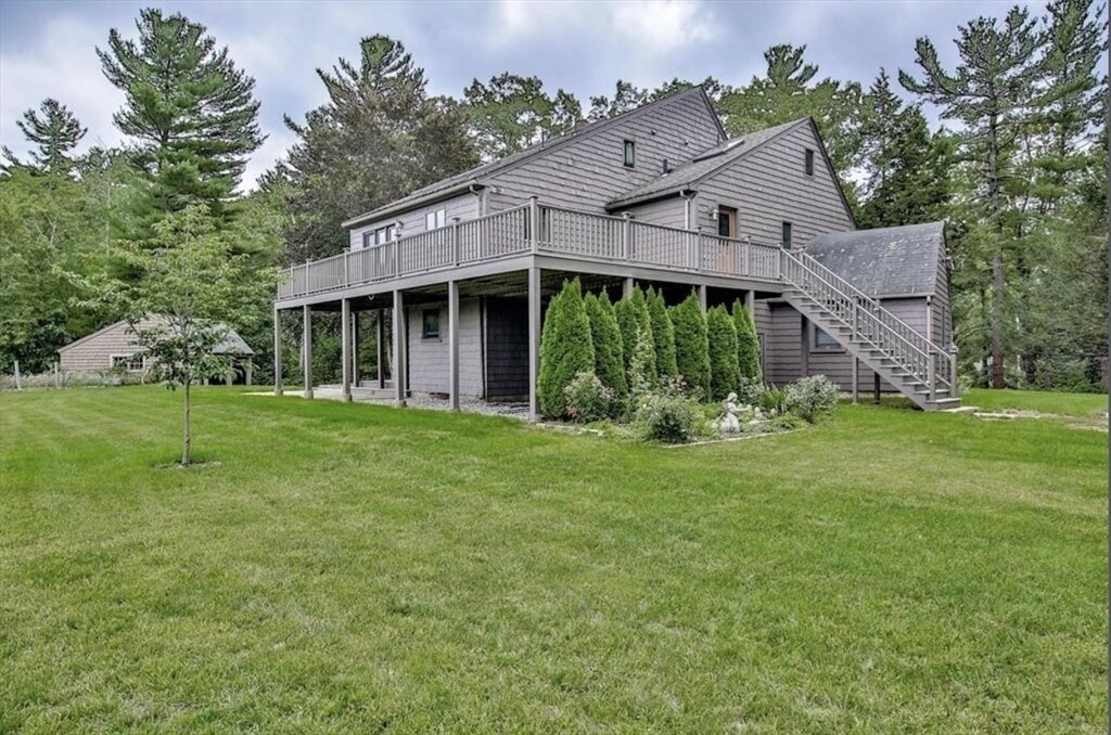 Foto principal - 72 Long Hill Rd