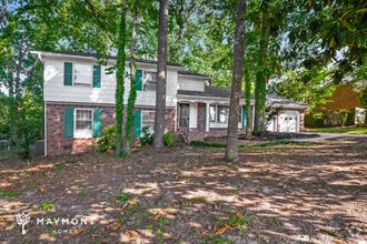 Building Photo - 714 Vintage Ln