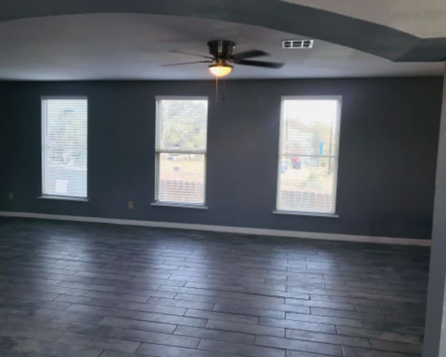 4507 Waterline Rd, Elmendorf, TX 78112 House Rental in Elmendorf, TX
