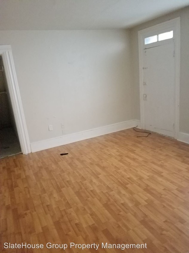 Primary Photo - 422 W Orange St