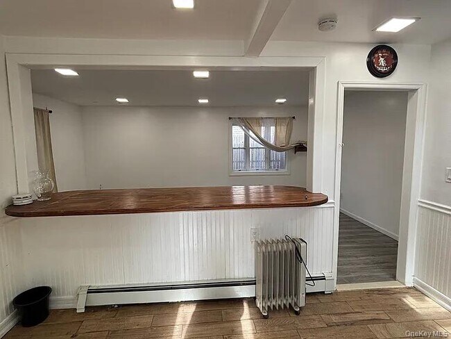 Foto del edificio - 61 Montgomery Ave