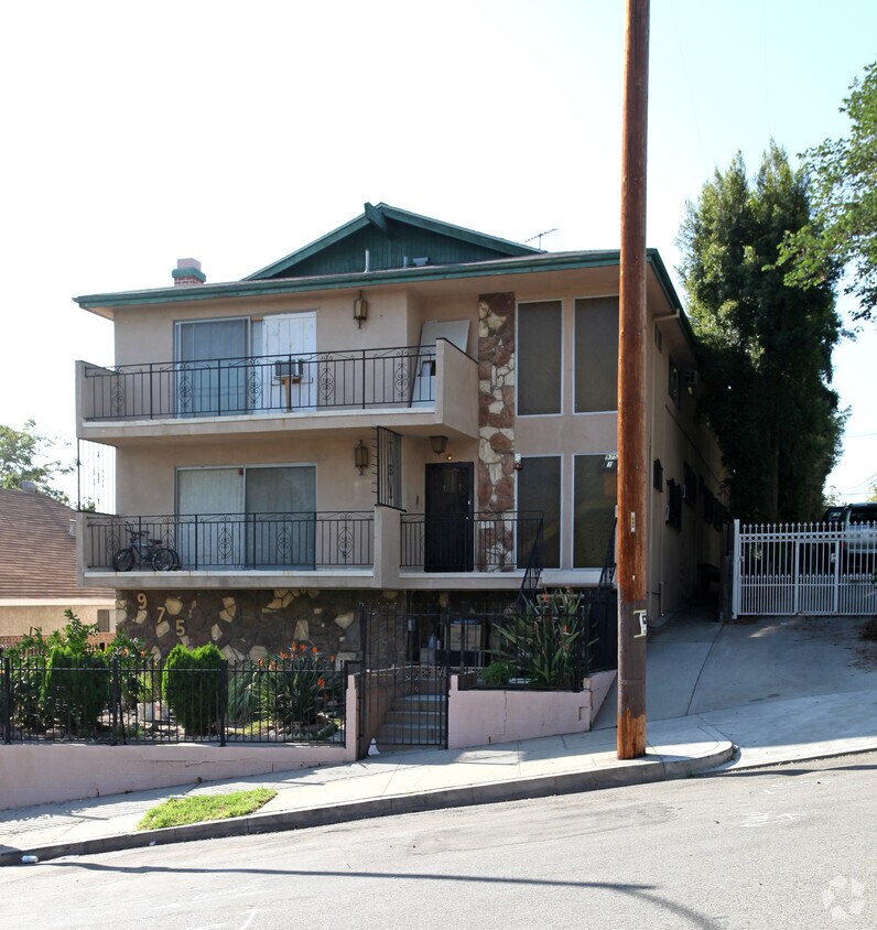 Foto del edificio - 975 Everett St