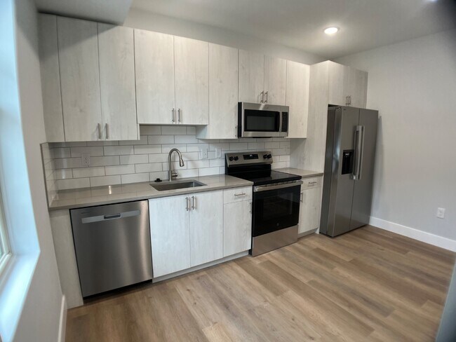 Foto del edificio - 3221 N 13th St