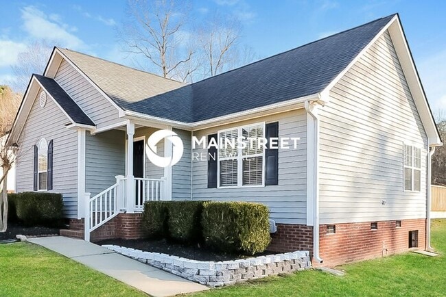 Building Photo - 195 Percheron Dr