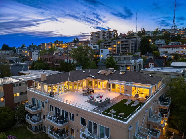 Foto del edificio - Queen Anne Penthouse